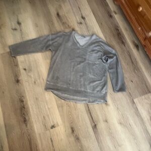 Tempo Paris Charcoal V-Neck Sweater